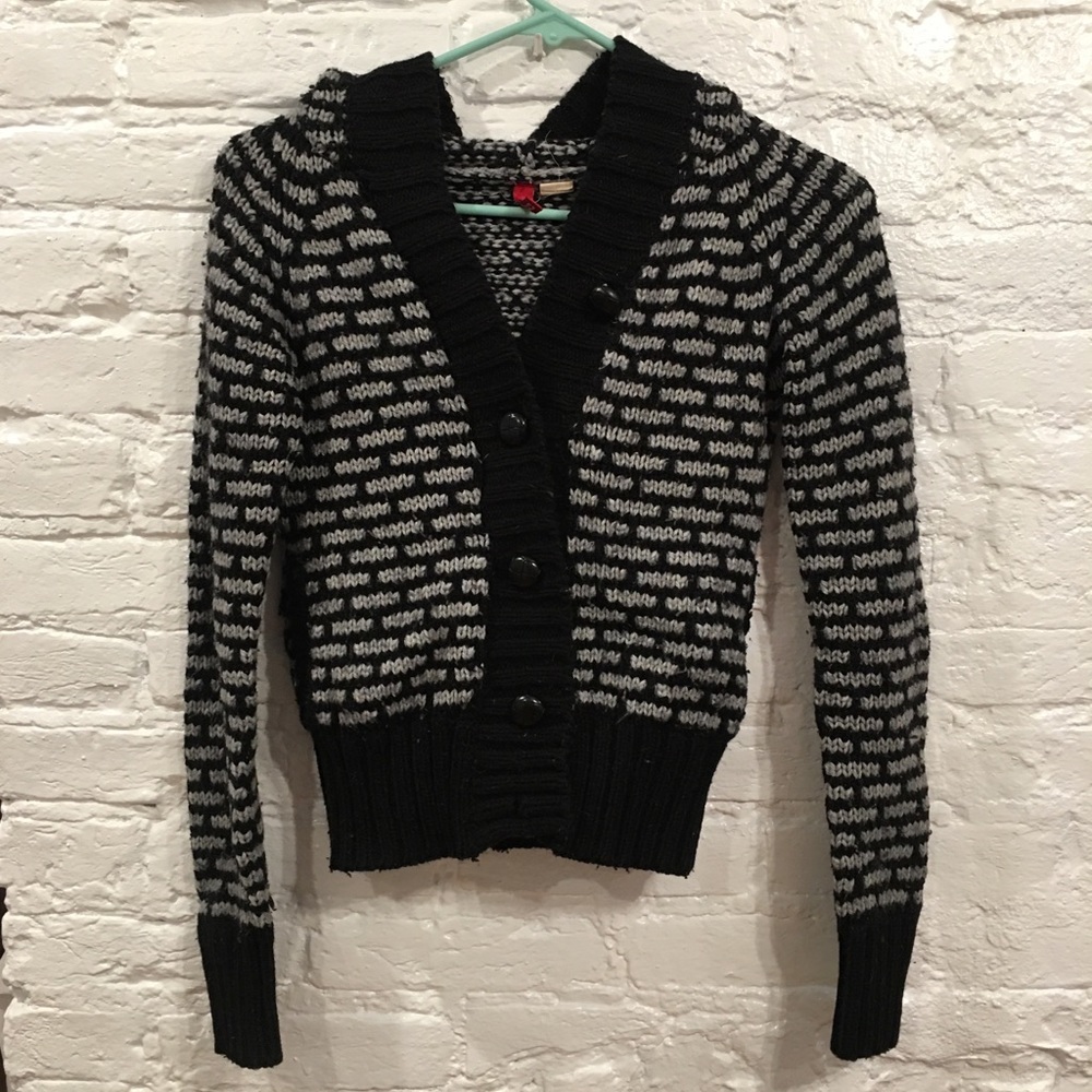 FREE when bundled H&M sweater hoodie